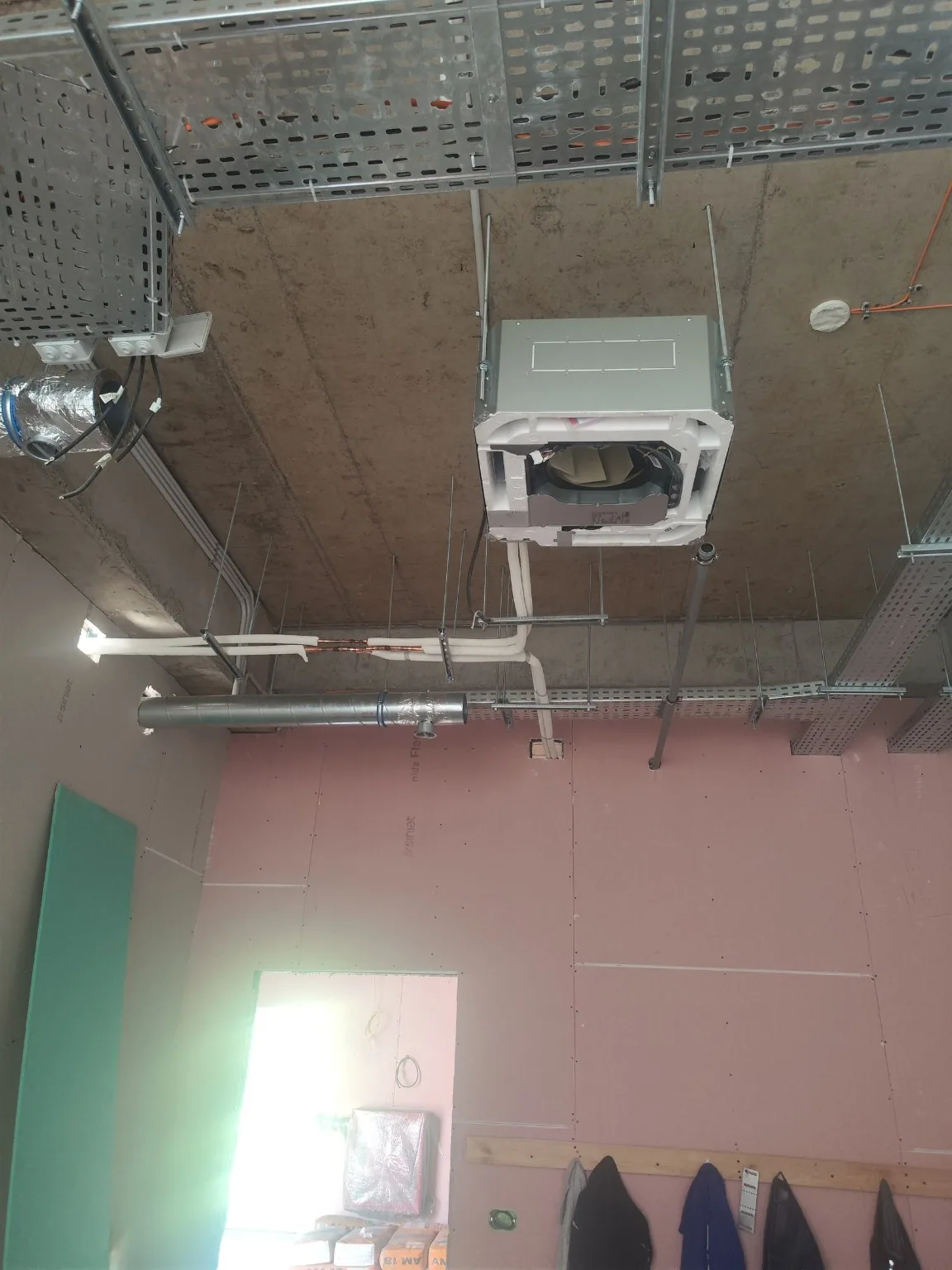 Obiect 04 — execuție HVAC multi-nivel — foto 1