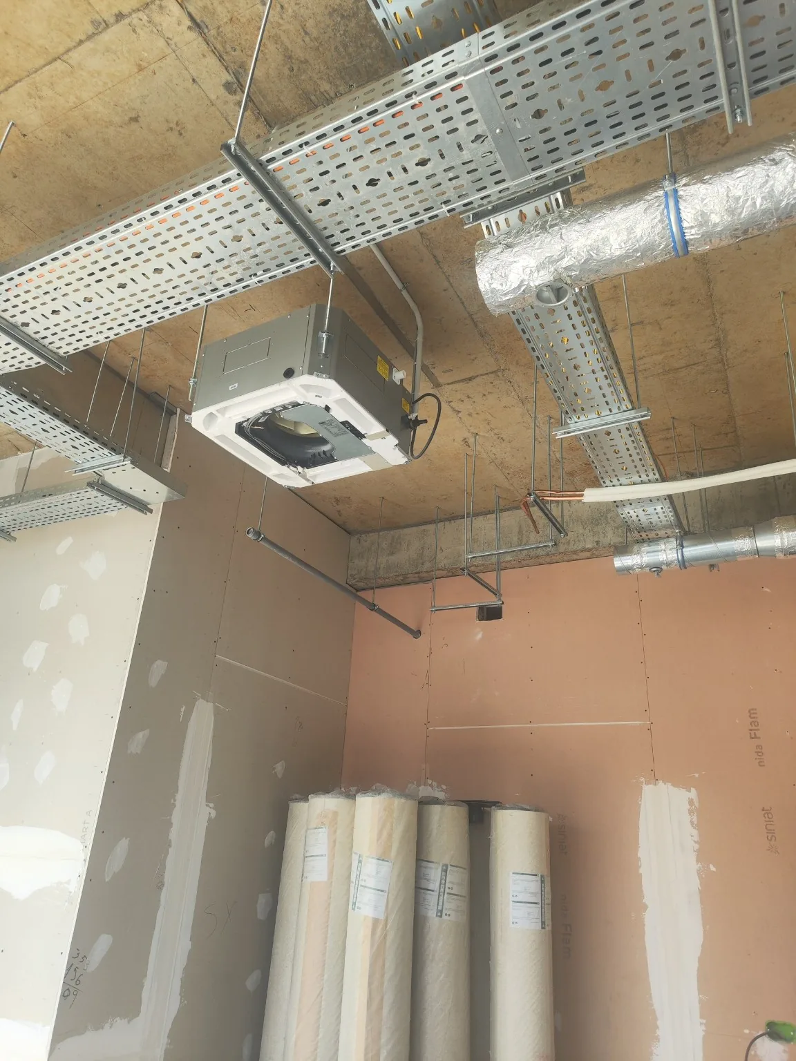 Obiect 04 — execuție HVAC multi-nivel — foto 1