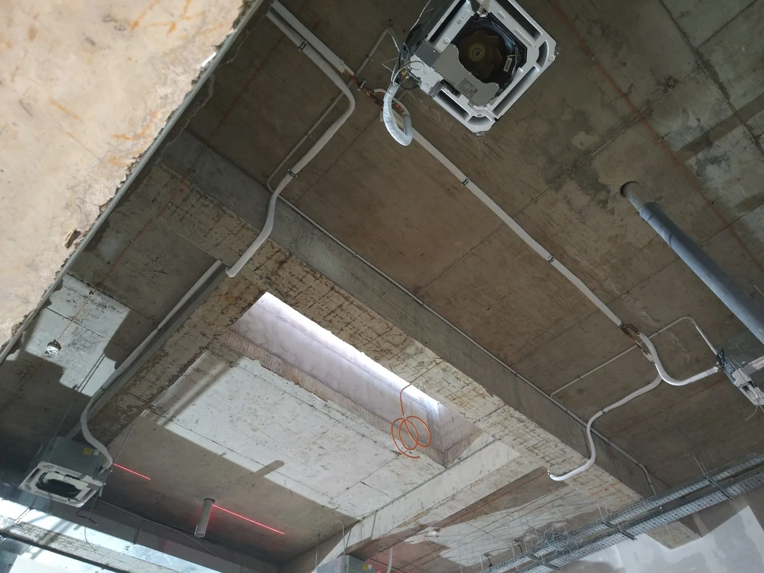 Obiect 04 — execuție HVAC multi-nivel — foto 1